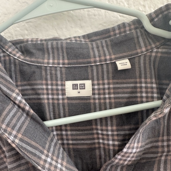 NWT Uniqlo Flannel Checked Long Sleeve Shirt Grey - Picture 3 of 4
